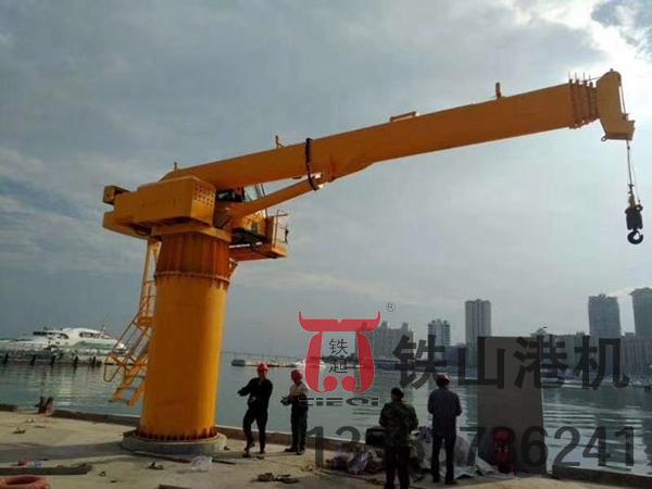 浙江寧波船用起重機(jī)廠家船用起重機(jī)高效貨物轉(zhuǎn)運